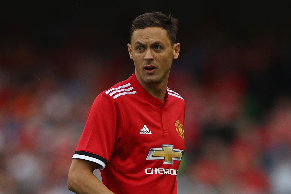 全球经济形 全球经济形